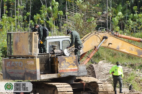  02-entables-mineros-fueron-intervenidos-en-Río-Quito-Chocó