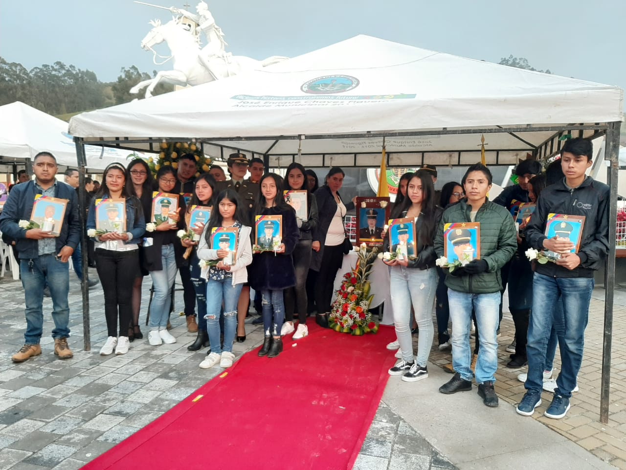 El-departamento-de-policía-nariño-conmemora-a-los-22-estudiantes-fallecidos-y-heridos-en-la-escuela-de-cadetes-general-santander