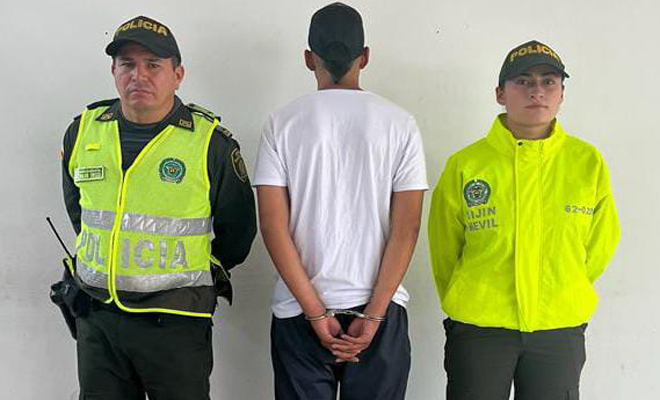 Este sujeto pertenecía al grupo armado organizado "Nuevo Renacer ERPAC" y sería uno de los presuntos responsables del homicidio múltiple registrado este año en zona rural del municipio de Puerto Gaitán