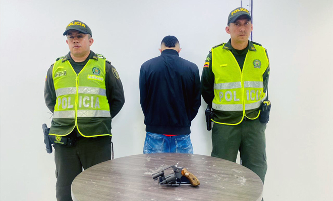 Este sujeto lesionó con arma de fuego a su víctima en una de las piernas al tratar de resistirse al hurto