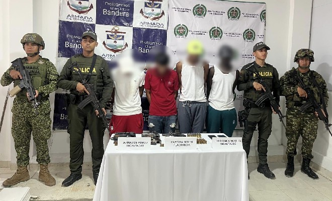 Capturados en custodia de funcionarios de la Policía Nacional y la Armada Nacional en Guapi Cauca