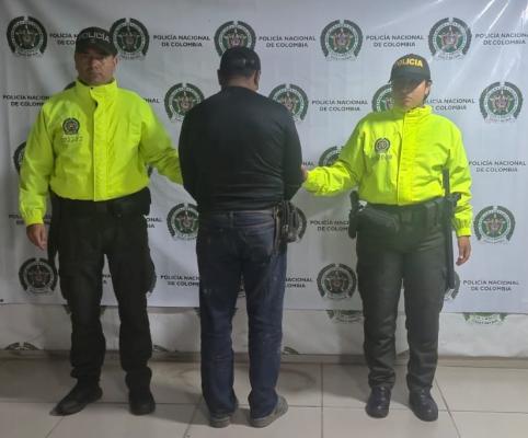 Un_capturado_por_orden_judicial_en_acompanamiento_de_unidades_SIJIN