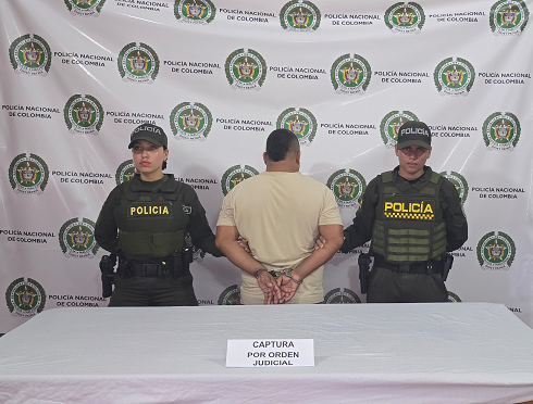 Dos personas capturadas y elementos de intendencia incautados 
