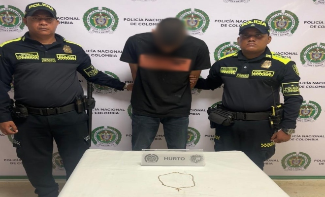 Dos policías, un capturado y elementos incautados