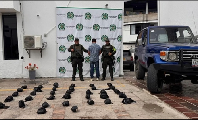 Dos Polic&iacute;as, 32.000 dosis de base de coca incautada y captura de una persona