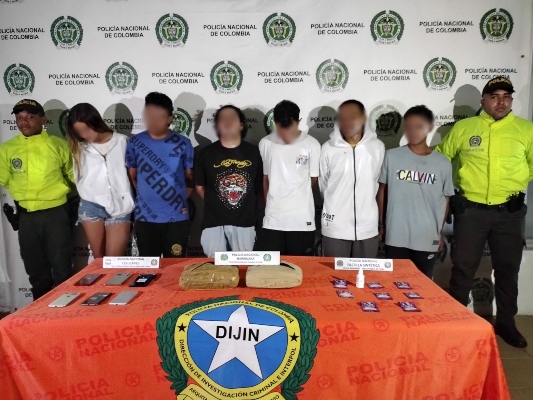 Capturan a seis presuntos delincuentes con más de dos mil dosis de estupefaciente en edificio de Bocagrande