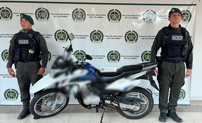 Grupo GOES de la Policía Nacional recupera una motocicleta hurtada
