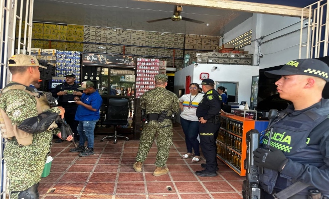 Policía e Infantería de Marina