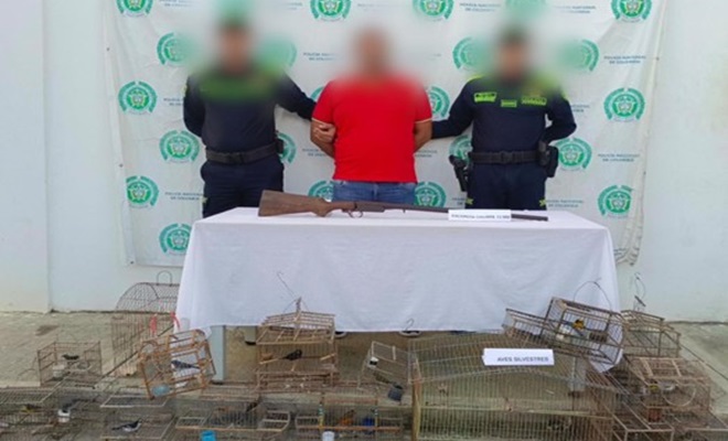 Dos funcionarios policiales y una persona capturado por el delito de porte ilegal de armas de fuego y tráfico de fauna silvestre