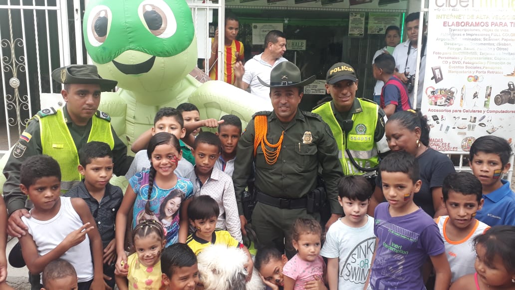 actividad-comunitaria-por-los-niños 