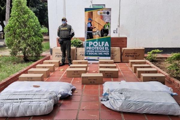 Aprehendida-mercancía-de-contrabando-avaluada-en-más-de-40-millones-de-pesos