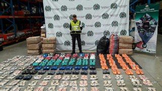 Policía aprehende mercancía ilegal