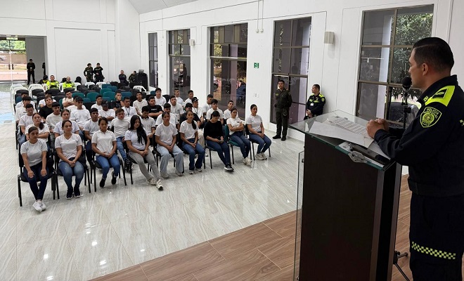 Departamento de Policía Magdalena Medio dio la bienvenida oficial a 40 jóvenes auxiliares que comienzan su servicio militar