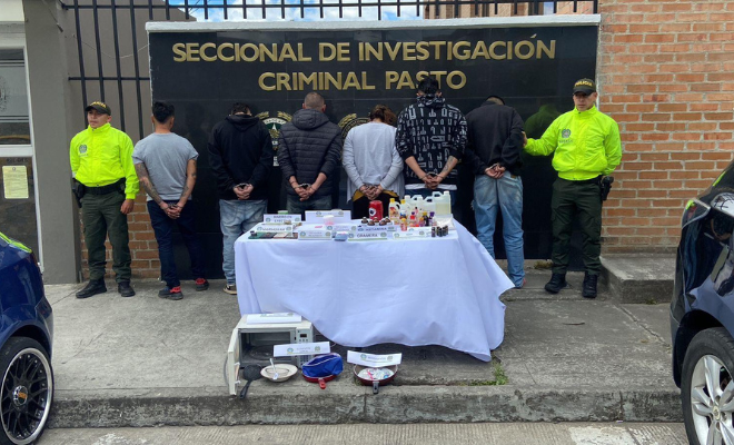 incautaron 10 teléfonos  celulares, 2 vehículos y dinero en diferentes denominaciones