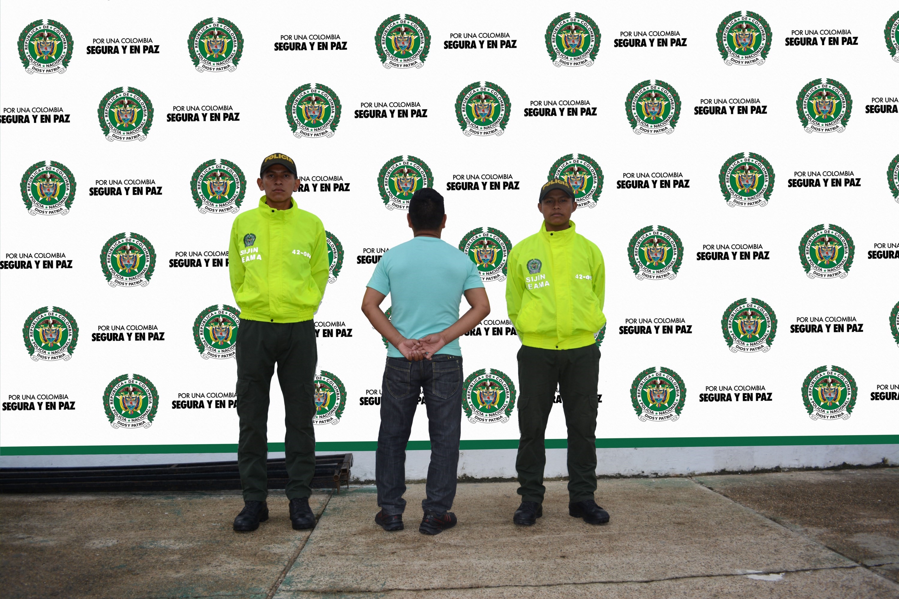 Está sindicado de peculado por apropiación y contrato sin cumplimiento de requisitos legales