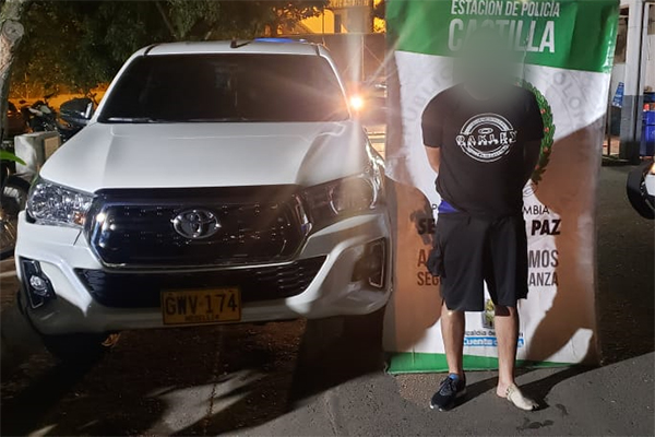 Capturado el hombre quien se la había hurtado momentos antes 