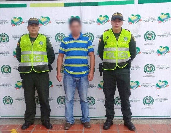 Fue sorprendido tocando las partes íntimas de una menor de 7 años.