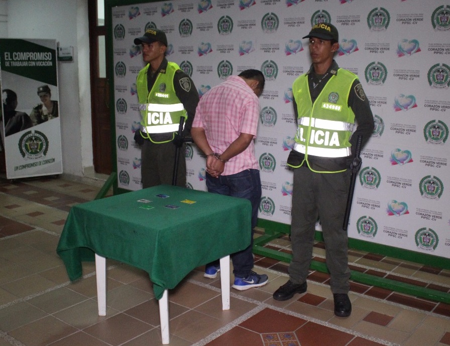 capturado_con_tarjetas_débito_hurtadas