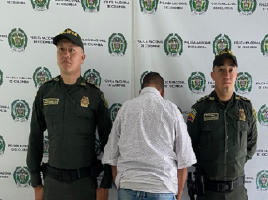 Capturado por el delito de simulación de investidura o cargo