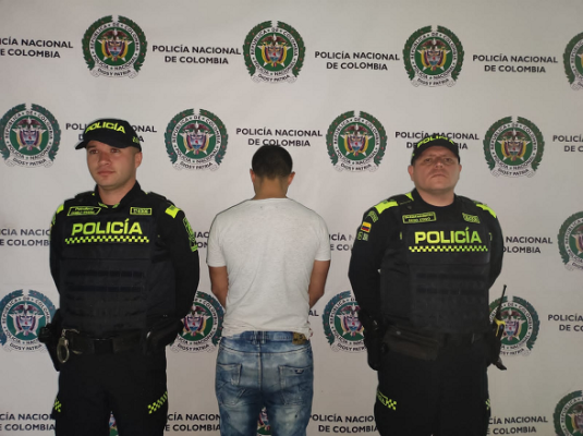 tenia orden de captura vigente por homicidio