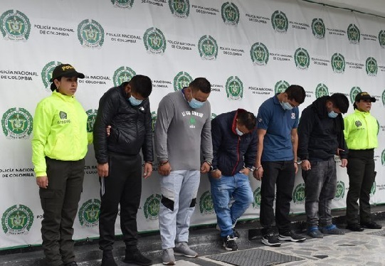 Capturados cinco hombres por hurto