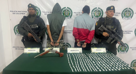 Capturados con arma de fuego