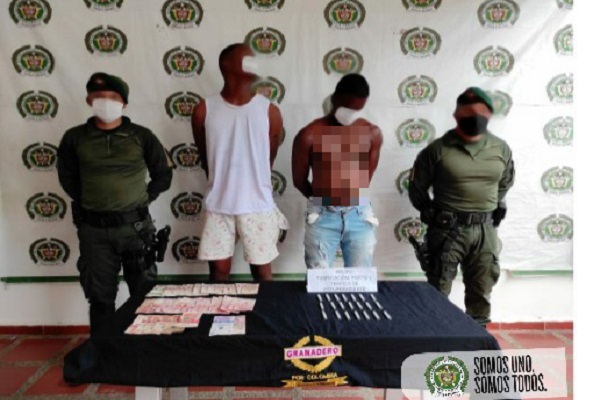 Capturamos-dos-sujetos-por-porte-y-tráfico-de-estupefacientes-en-el-barrio-Kennedy 