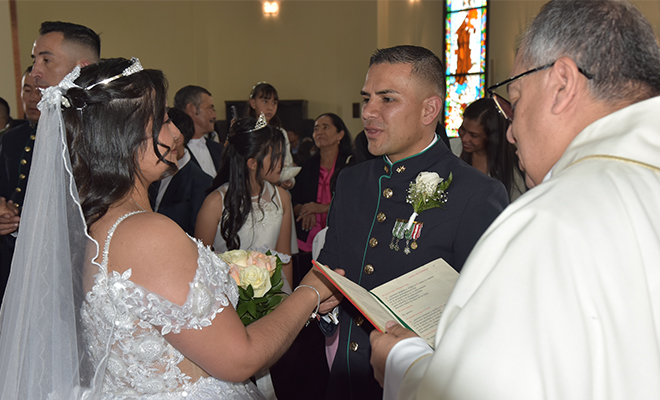 Compromiso de parejas en matrimonios colectivos