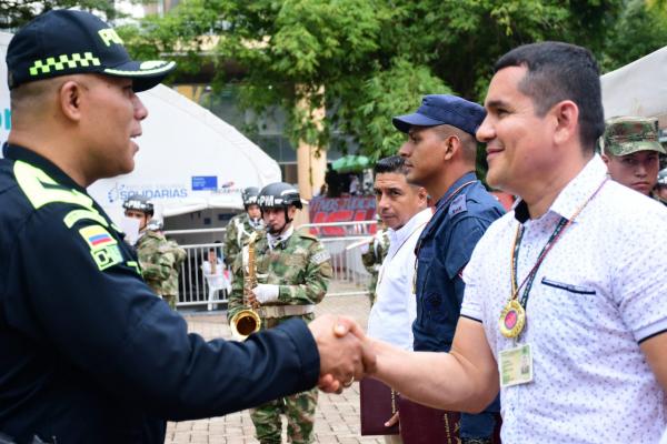  Conmemoración al el Día de los Héroes