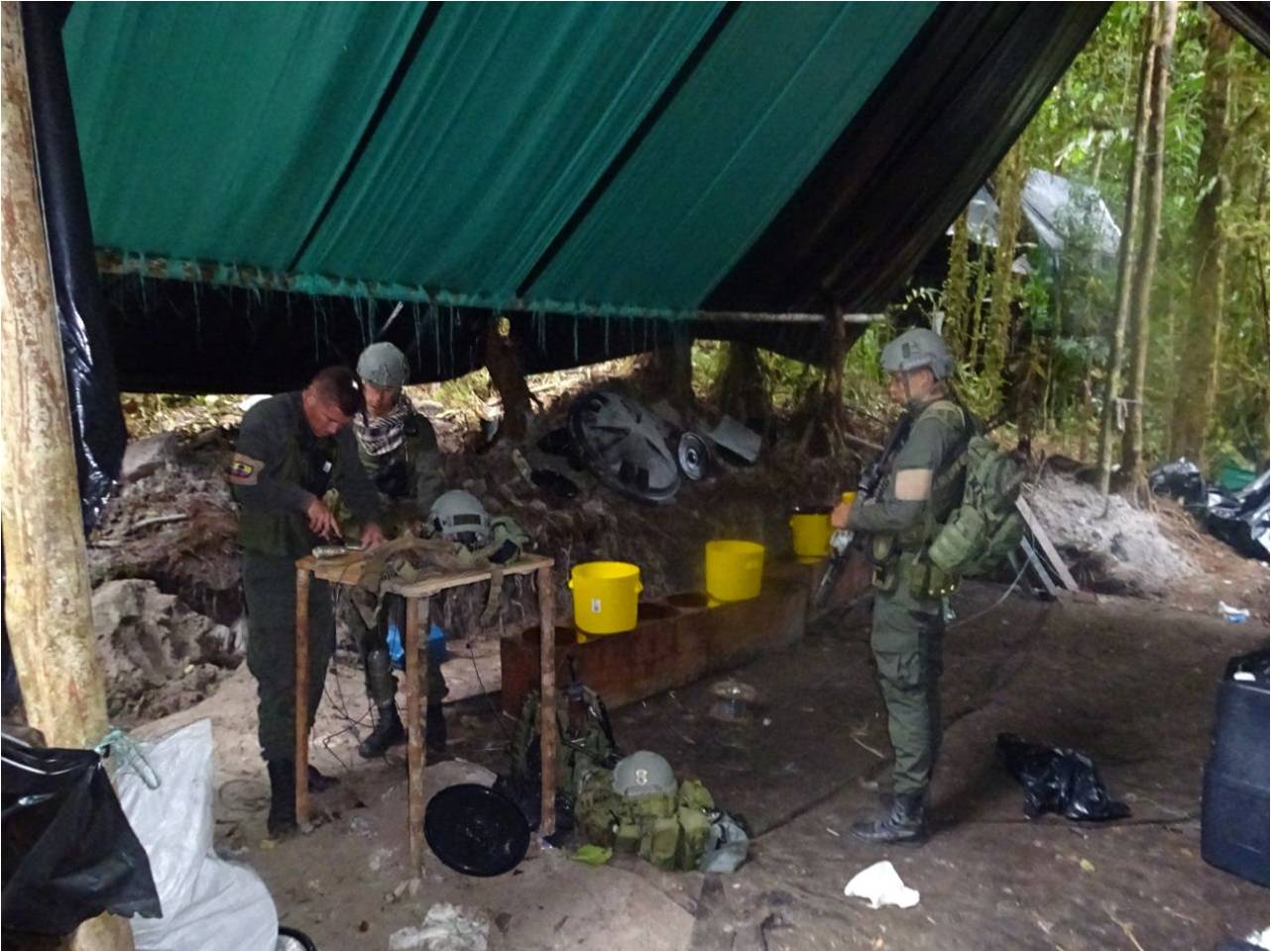 Policía-Nacional-ubica-y-destruye-laboratorio-para-el-procesamiento-de-clorhidrato-de-cocaína-en-el-Departamento-de-Boyacá  