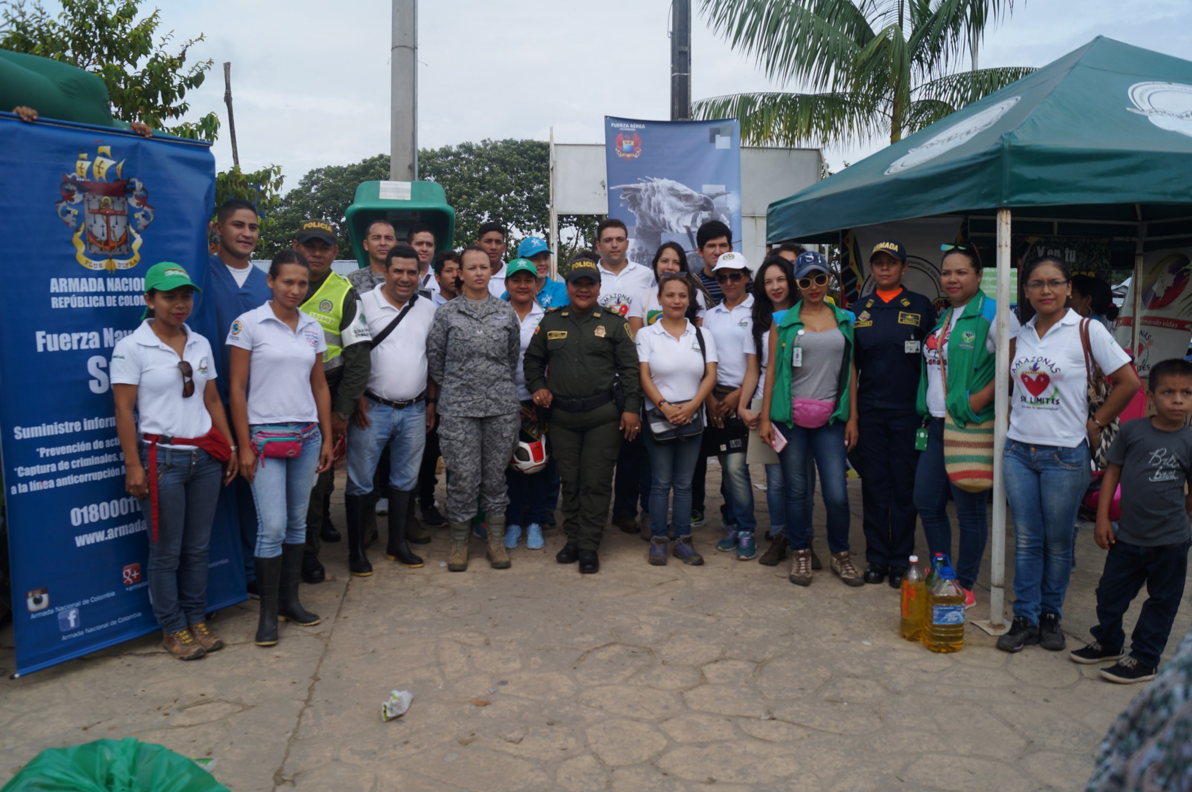 Una tonelada de residuos sólidos fue retirada de las riberas del rio amazonas 