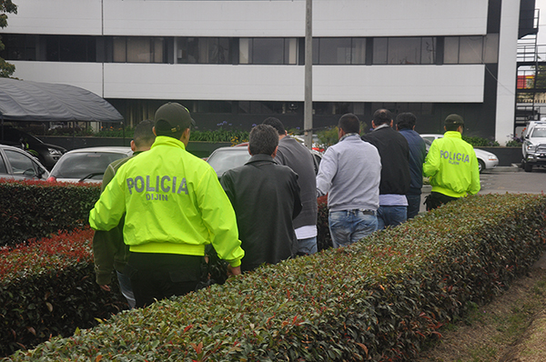 Cae organización criminal dedicada a la estafa utilizando vehículos hurtados