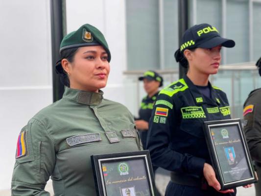 La Polic&iacute;a Nacional rinde homenaje a v&iacute;ctimas del conflicto armado de la Subestaci&oacute;n de Polic&iacute;a la Magdalena