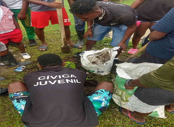 En-articulación-con-la-comunidad-sembramos-170-arboles-en-Paimadó.