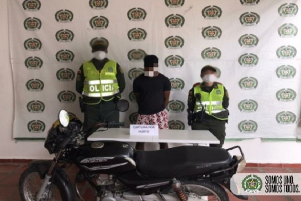 En-Quibdó-frustramos-hurto-de-motocicleta-y-capturamos-al-presunto-delincuente