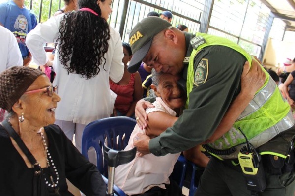 Exitosa-jornada-cívico-policial-en-el-sur-de-Valledupar