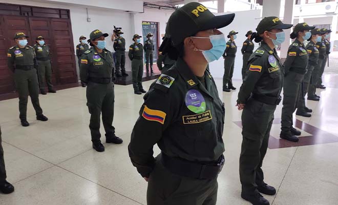 formación auxilares femeninas