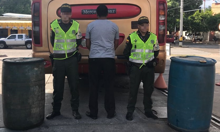 foto-Policía-descubre-novedosa-modalidad-para-el-contrabando-de-hidrocarburos