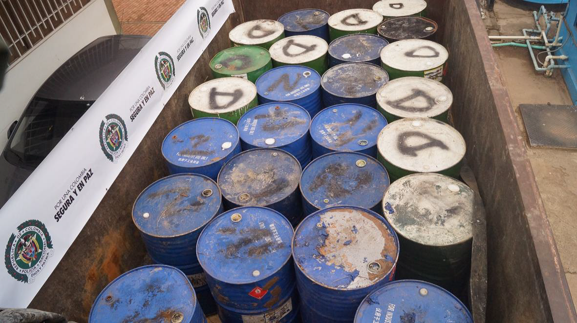 2750 galones de Acetona fueron incautados en la Vereda el Pororio del Municipio de Puerto Concordia