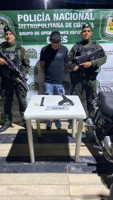 Capturado por el delito de porte ilegal de armas de fuego 