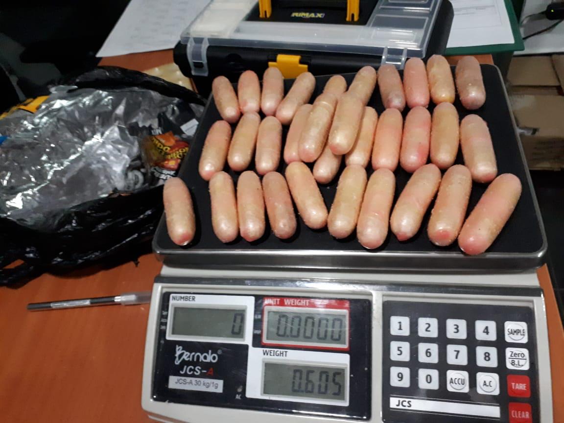 Capturamos-a-una-persona-con-1.001-gramos-de-base-de-cocaína-en-su-organismo 