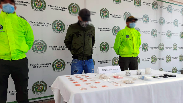 Logramos-la-captura-de-ocho-personas-y-la-incautación-de-diferentes-sustancias-alucinógenas-en-la-capital risaraldense-cuatro