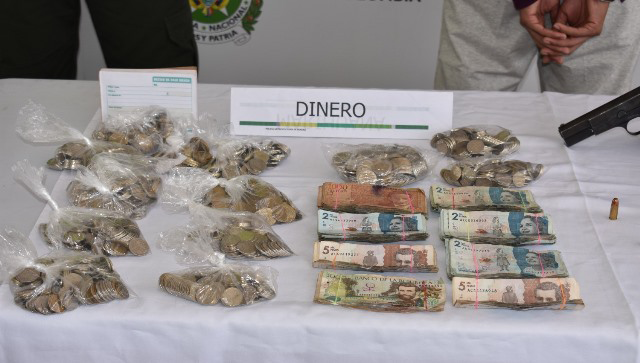 En-la-actividad-operacional-incautamos-armas-de-fuego-munición-y-dinero-en-efectivo