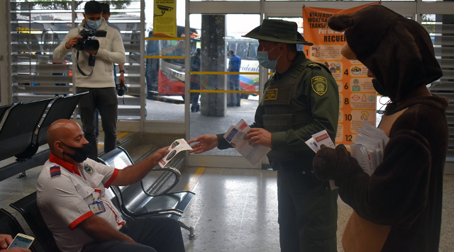 El-medio-ambiente-y-nuestra-fauna-hace-parte-del-mejor-regalo-de-esta-Navidad-La-Vida-tres