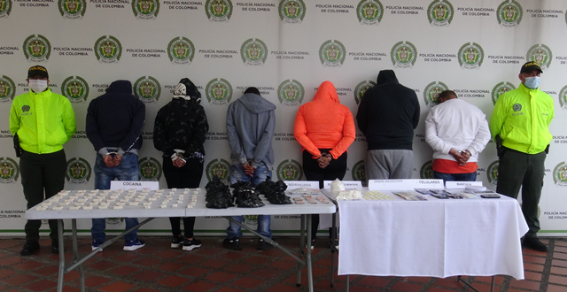 Liderado-por-un-hombre-conocido-como-el-canoso-dedicados-al-expendio-de-estupefacientes 