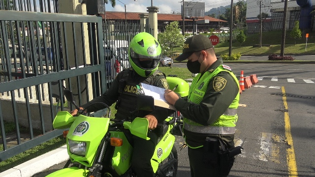 Dios-amor-la-familia-y-la-institución-son-fundamentales-en-sus-labores-diarias