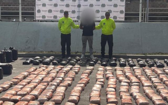 Incautación de más de media tonelada de marihuana