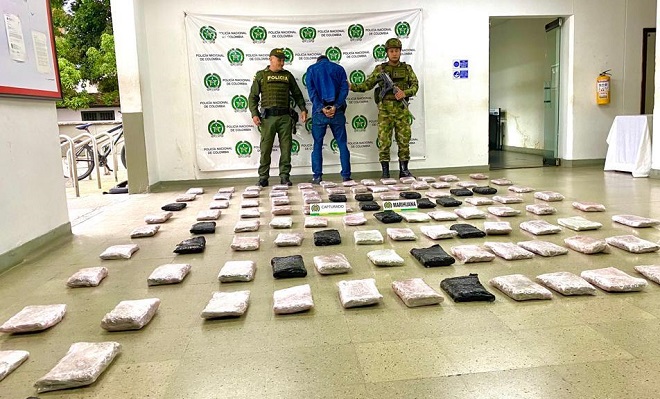 Hombre capturado en Itagüí Antioquia en poder de sustancias estupefacientes