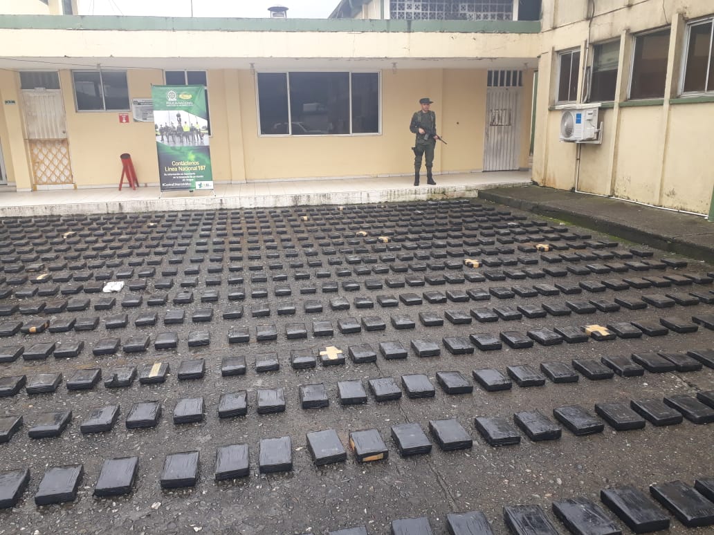 Incautamos 835 kilos de cocaína que serían enviados a Rotterdam en Holanda