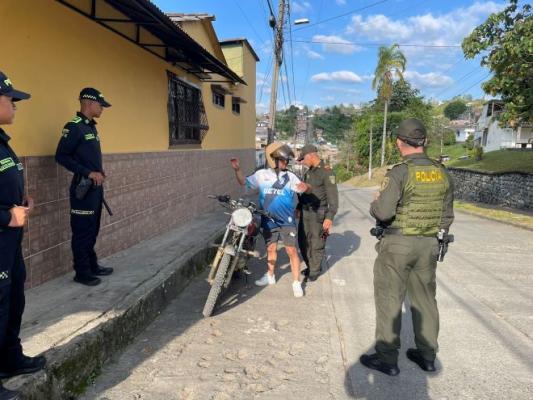 Más de 1.500 uniformados fueron desplegados en el departamento del Valle del Cauca, logrando capturas, incautaciones y control de la convivencia ciudadana.